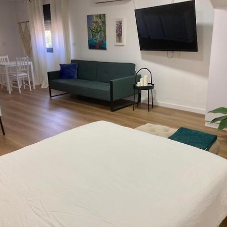 Apartmán Shamaka'S Kefar Hananya Exteriér fotografie